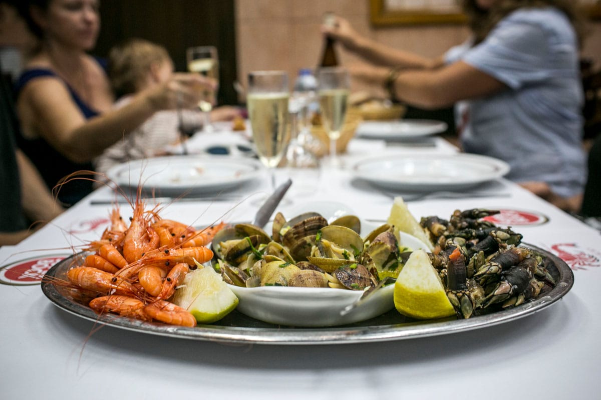 Feast on the season's freshest seafood in local institutions