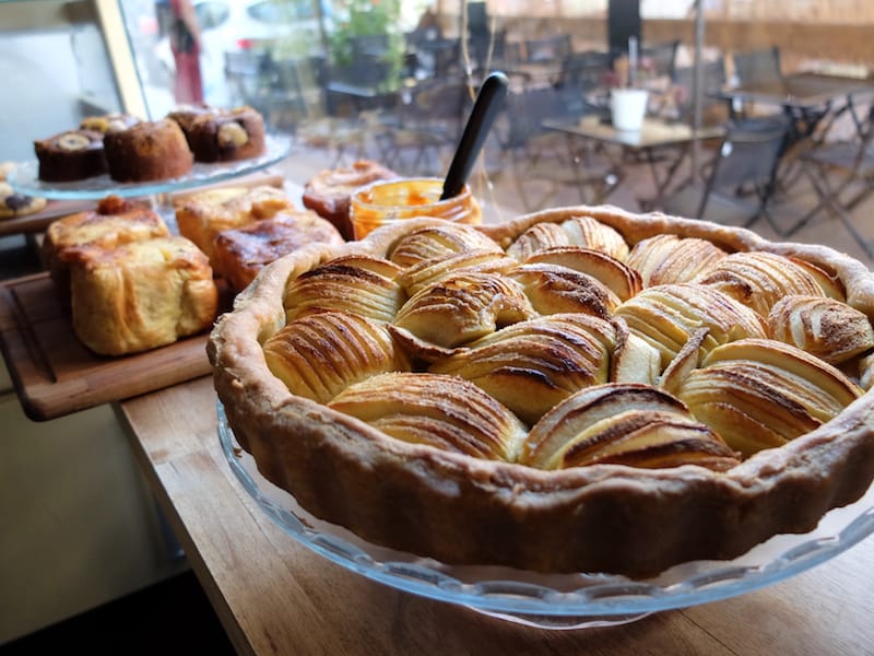 The front of Maison M&R is temptingly laden with cookies, mini-cakes and tarts worthy of a magazine spread, photo by Alexis Steinman