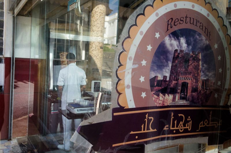 One of many new Syrian restaurants that have opened in Algeria since the war started and refugees began arriving, photo by Karim Mostafa
