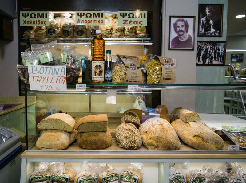 An old-fashioned bakery on Athinas, photo by Manteau Stam