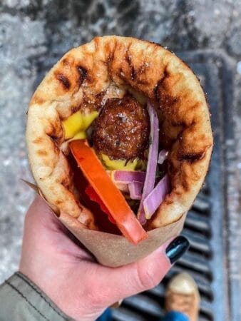 Volvi souvlaki, photo by Manteau Stam