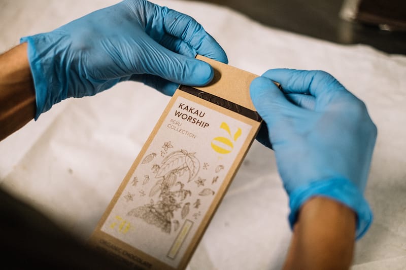One of Kakau Worship’s chocolate bars from Peru, photo by Manteau Stam chocolate athens