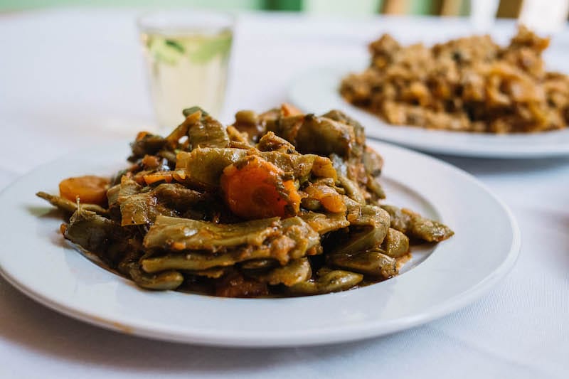 Green beans laderá at Antonopoulos, photo by Manteau Stam