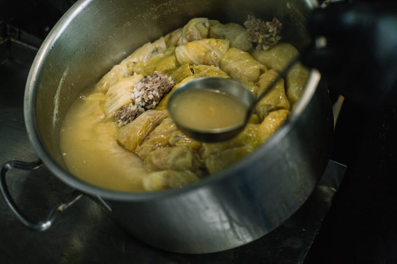 The lachanodolmades, wrapped cabbage leaves stuffed with minced beef, herbs and rice, at Ramona, photo by Manteau Stam