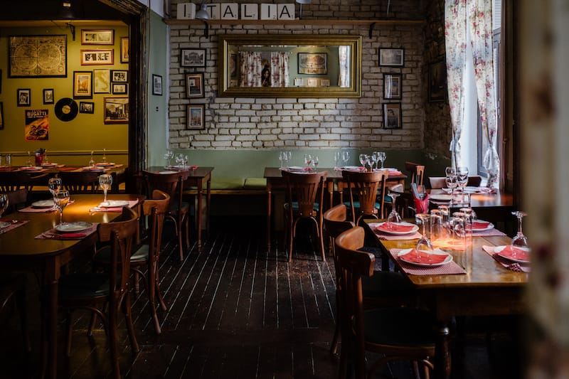 The dining room at Trattoria Italia D’Onofrio feels like something you’d find in a friend’s house, only with too many tables, photo by Manteau Stam