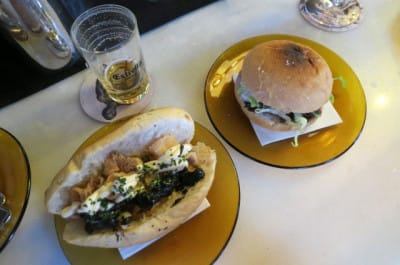 Oxtail and calamari sandwiches at Entrepanes Díaz, photo by Mireia Font