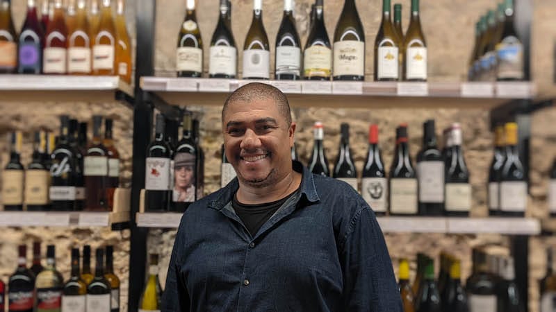 Willy Rezende, owner, Vins Per Tu in El Clot, photo by Lior Shechori