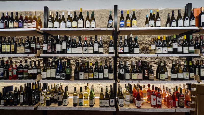 Natural wines at Vins Per Tu in El Clot, photo by Lior Shechori
