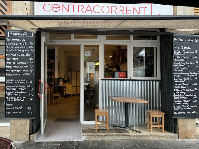 Contracorrent Bar in Barcelona, photo by Paula Mourenza