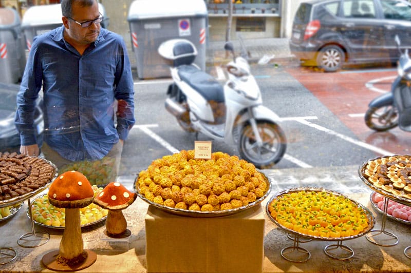 Panellets, photo by Paula Mourenza