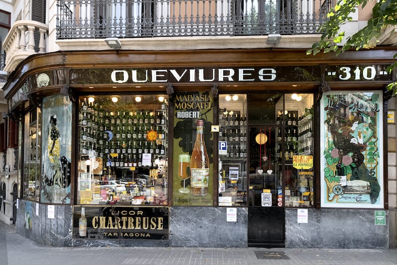 Queviures Múrria in Barcelona, photo by Paula Mourenza
