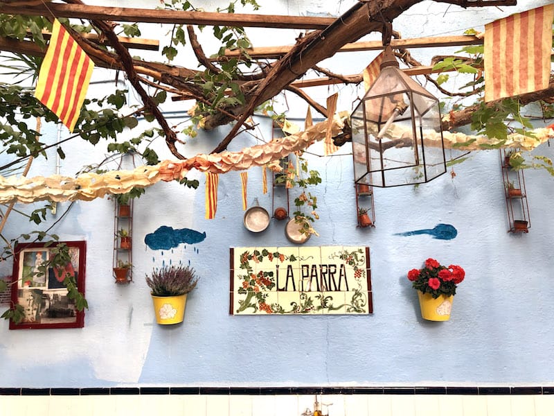The patio at La Parra, photo by Paula Mourenza tavern barcelona sants