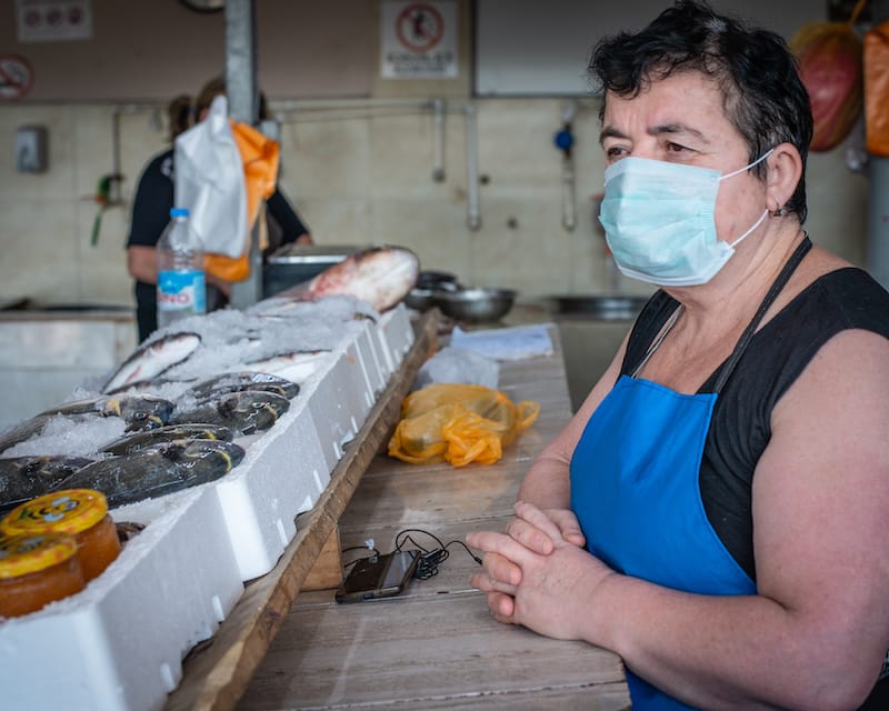 Tsitso Chemia has been working at the fish market for 27 years, photo by Justyna Mielnikiewicz