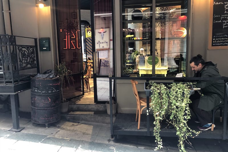 The exterior of Ozzie’s Kokoreç in Asmalımescit, photo by Paul Benjamin Osterlund