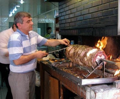 The usta at Şehzade Cağ Kebabı at work, photo by Ansel Mullins