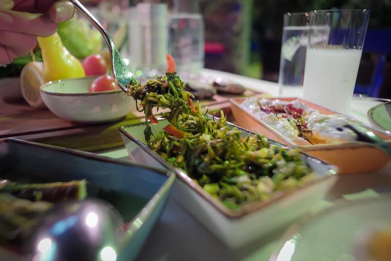 The zahtar salatasi at Mahkeme Lokantasi, photo courtesy of Mahkeme