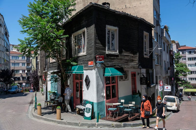ÇiÇi Çiğ Börek is housed in two-story structure straight out of old Istanbul, photo by Bradley Secker ÇiÇi Çiğ Börek