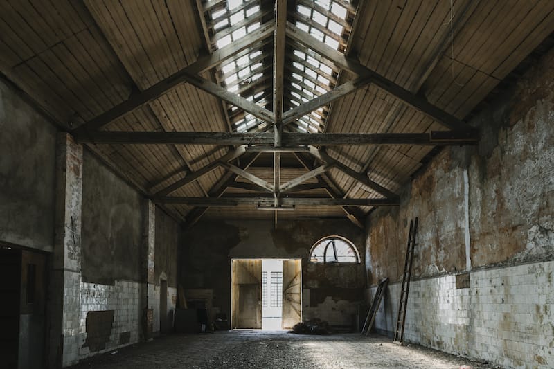 The large space in Lisbon’s former Manutenção Militar that will house A Praça, photo courtesy of A Praça