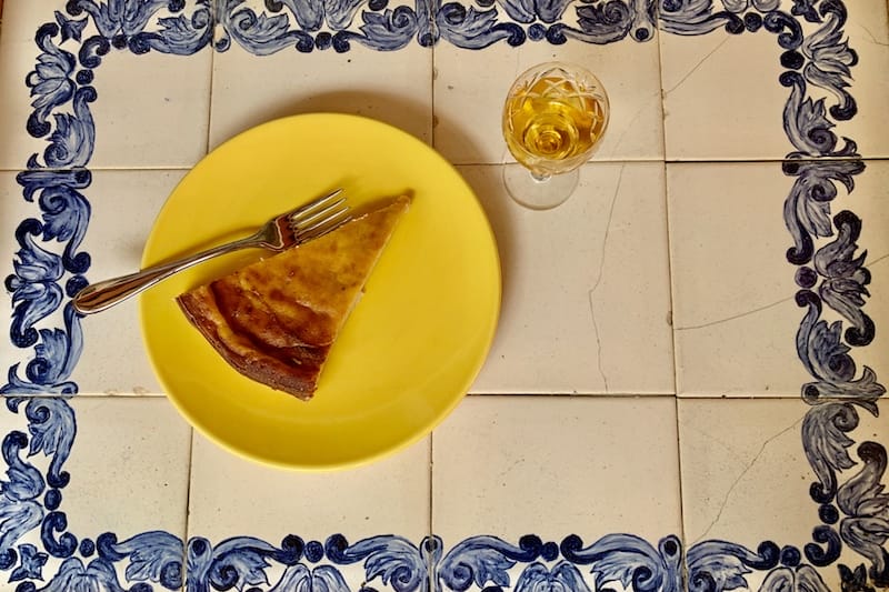 Tarte de requeijão (Baked cheesecake), photo by Célia Pedroso