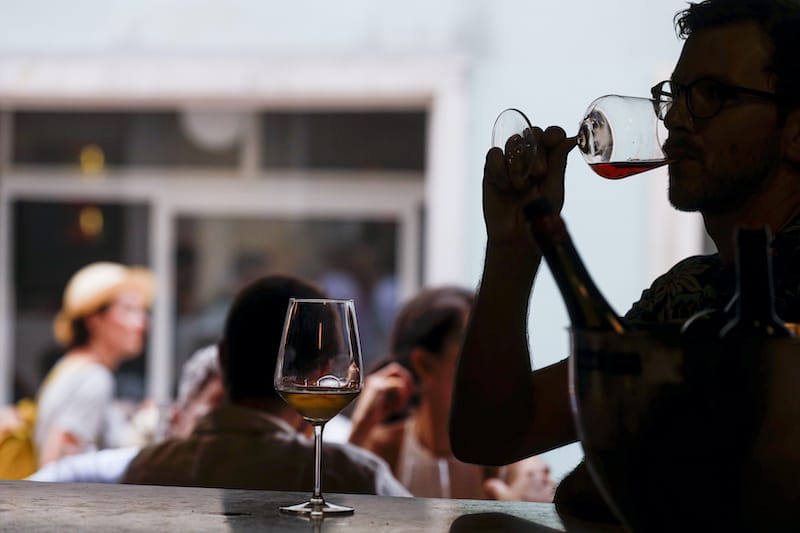 Vino Vero boasts an impressive selection of Italian and Portuguese natural wines, photo by José Carlos Carvalho