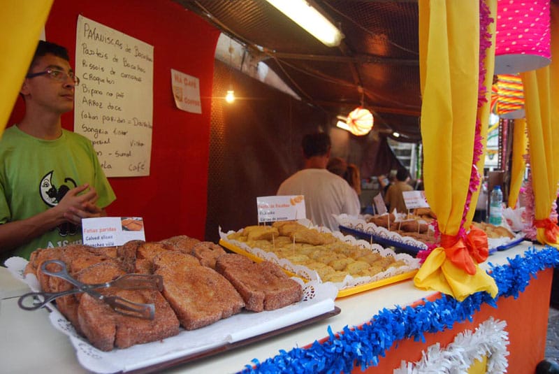 Fatias paridas for sale at the Santo António festival, photo by Célia Pedroso