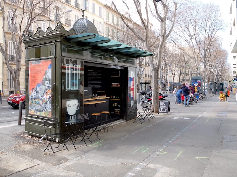 Deep Coffee’s pop-up in an old green wrought-iron newsstand in Chave, photo by Alexis Steinman