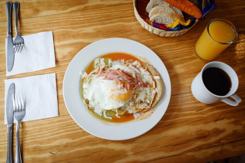 Huevos divorciados at Laurel y Tomillo, photo by PJ Rountree