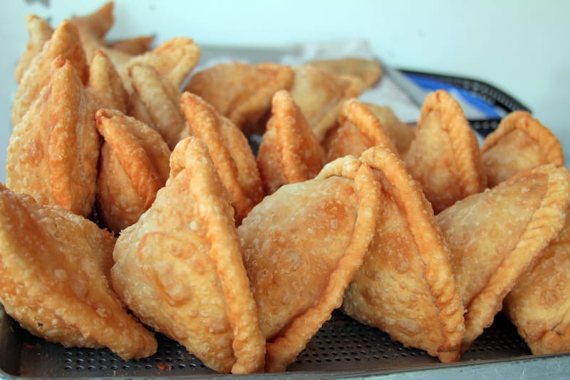 Fish empanadas from Robert’s Empanadas, a stand in the parking lot of Mercado La Nueva Viga, photo by Alejandro Montes