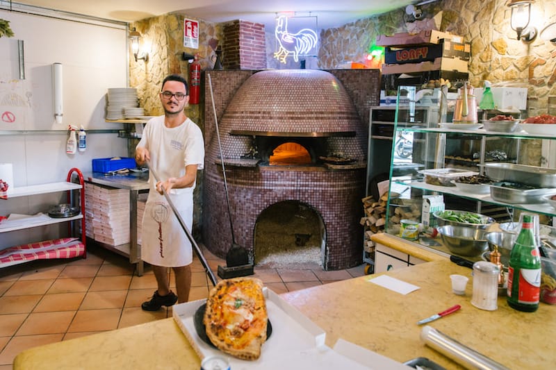 The popular pizza cafona at Cantina del Gallo, photo by Gianni Cipriano and Sara Smarrazzo pizza cafona best restaurants naples