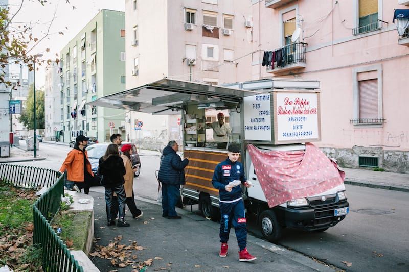 A food cart in Rione Luzzatti, the secluded working-class neighborhood where Lila and Elena grew up, photo by Gianni Cipriano and Sara Smarrazzo neapolitan novels