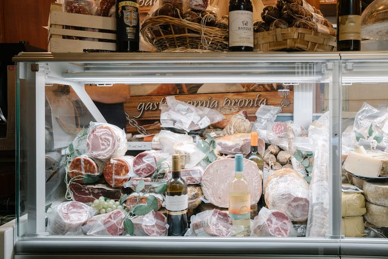Fresh, regional products at Da Maria, photo by Sara Smarrazzo and Gianni Cipriano