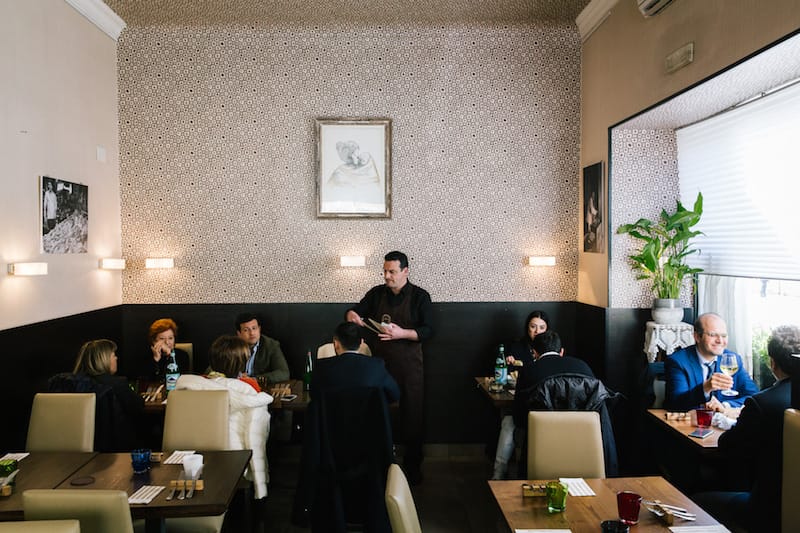 Il Ristorantino dell’Avvocato is an elegant and intimate spot, photo by Gianni Cipriano and Sara Smarrazzo
