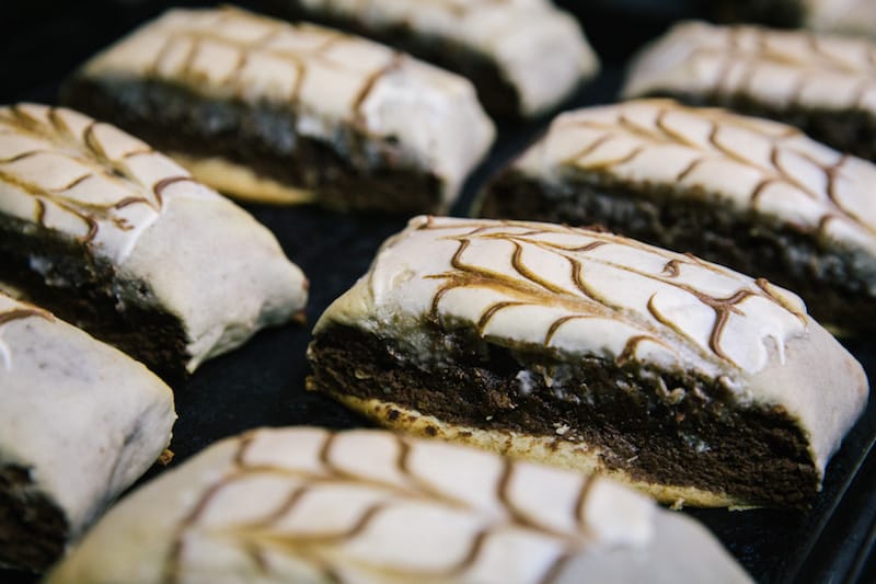 Biscotti all’amarena at Pasticciello in Naples, photo by Gianni Cipriano and Sara Smarrazzo