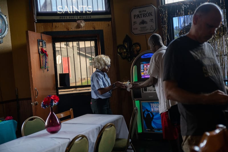 Lichelle Gibson greets a customer at 2NP, photo by James Cullen