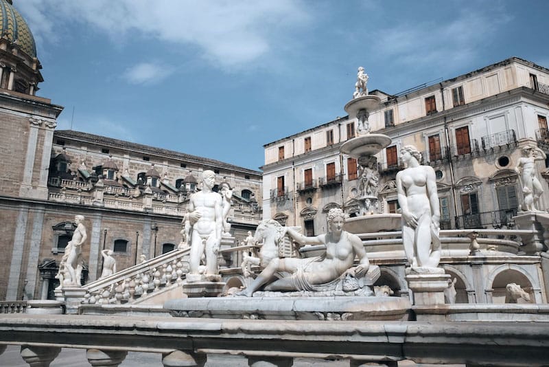 Fontana Pretoria, photo by Yigal Schleifer