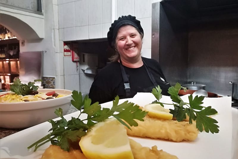 Chef Gracinda Moura at A Cozinha do Manel, photo by Cláudia Brandão