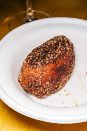 Rabanada: stale bread bathed in eggs and milk and toasted with Port wine, photo by Tiago Lessa