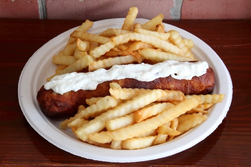 A karađorđeva and fries at Pera Ždera, photo by Dave Cook