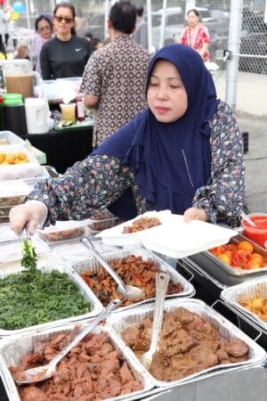 Serving Indonesian food