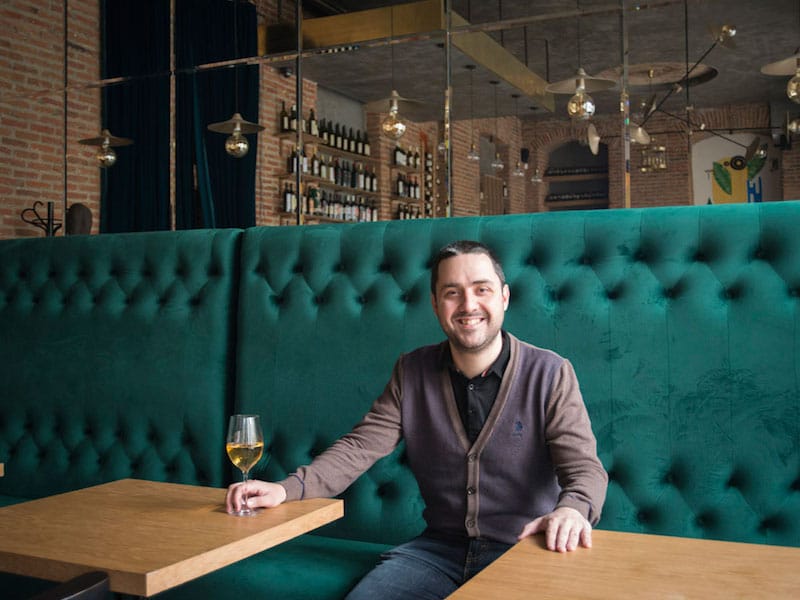 Amber Bar's Sandro Kiknadze, photo by Justyna Mielnikiewicz