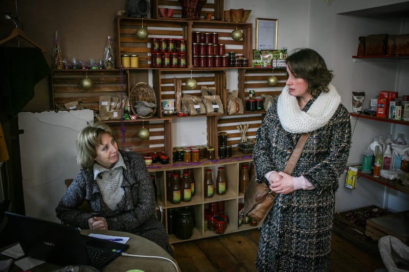 Elena Chanturia (r) and her mother, Alexandra (l), at Sunflower Health Food Store, photo by Paul Rimple