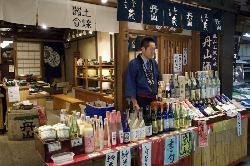 Tanabeya in Nishiki Market carries many local sakes and offers free tastings, photo by Fran Kuzui