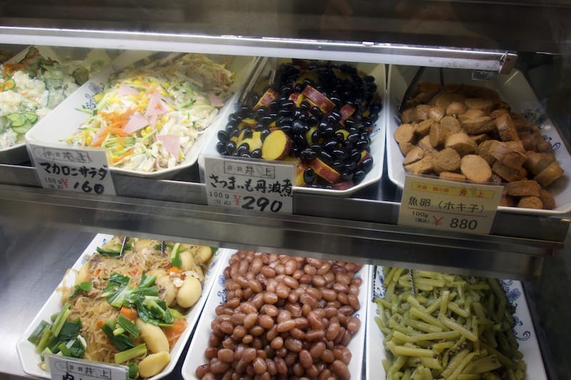 Take-away side dishes at Kyoshiki Inoe are sold in 100-gram increments, photo by Fran Kuzui